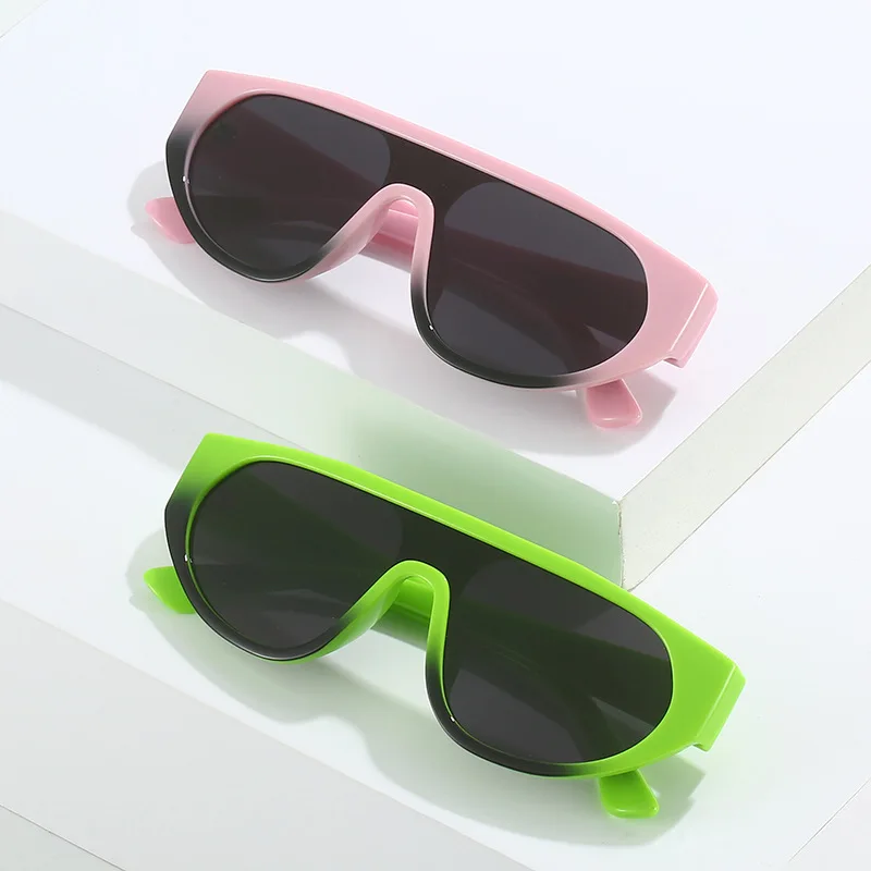 S2129 Retro Cat Eye One Piece Double Color Sunglasses Women Fashion Green Pink Shades UV400 Men Sun Glasses
S2129 Retro Cat Eye One Piece Double Color Sunglasses Women Fashion Green Pink Shades UV400 Men Sun Glasses