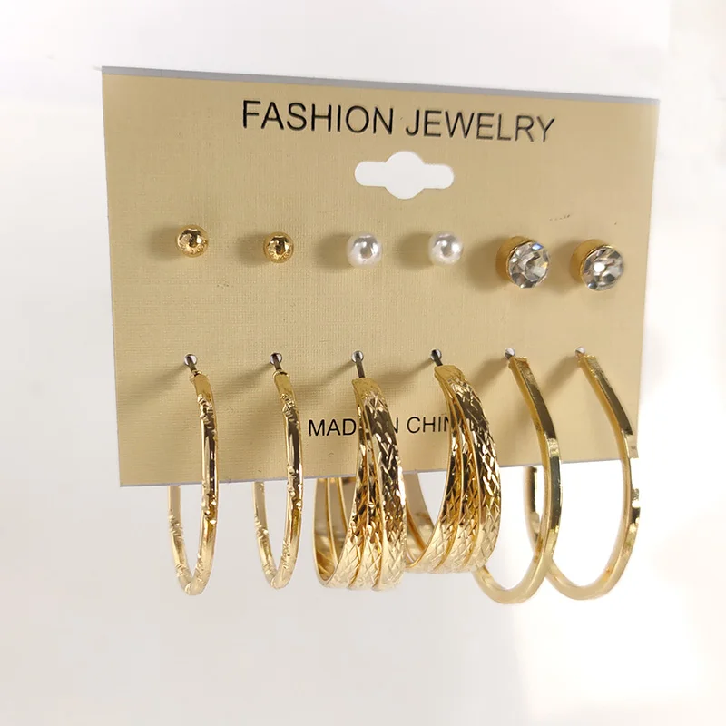 6 Pairs mix mini Pearl Rhinestone studs Earring set Irregular Geometric Hoops for women earrings wholesale, 18k gold
6 Pairs mix mini Pearl Rhinestone studs Earring set Irregular Geometric Hoops for women earrings wholesale, 18k gold