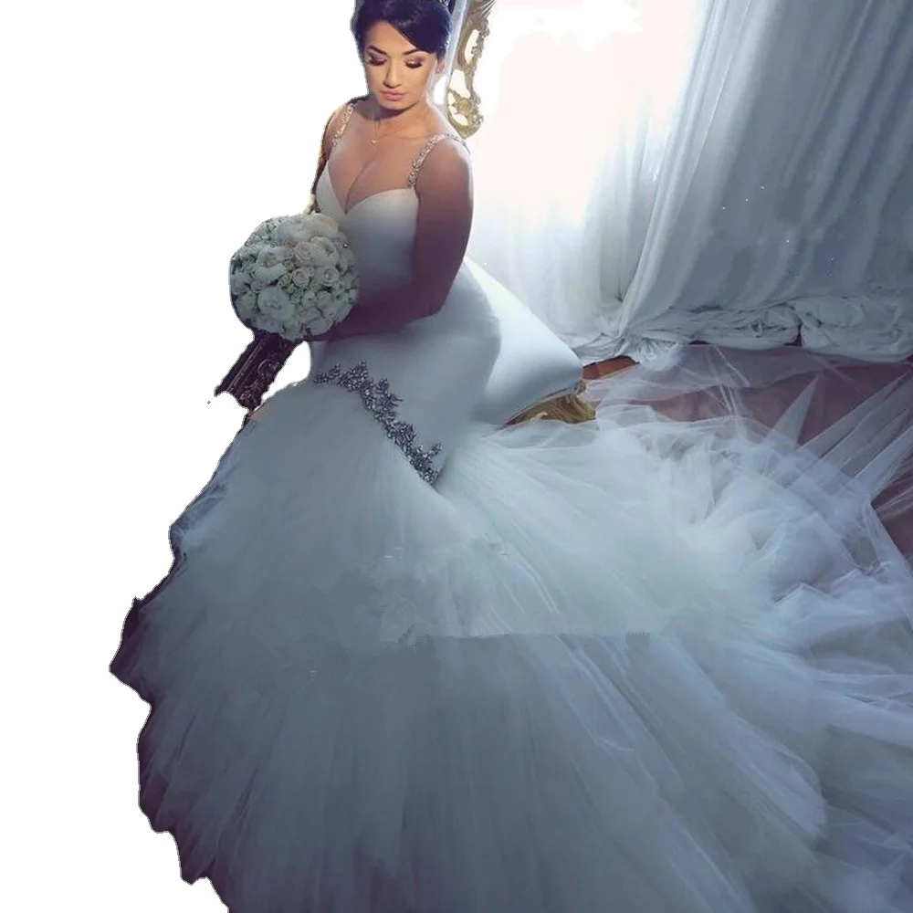 LL019 abiti da sposa White Vintage Beaded Crystal Wedding Dresses 2022 Spaghetti Straps Sleeveless Wedding Gowns Mermaid Cut