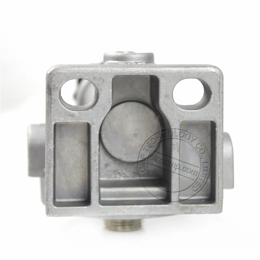 pc200-8 fuel pump (3).JPG