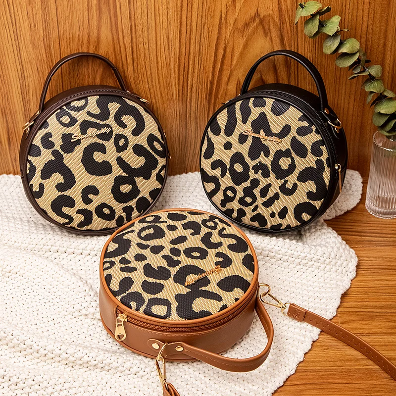 2021 new leopard print female round handbags women fashion shoulder messenger bag
2021 new leopard print female round handbags women fashion shoulder messenger bag