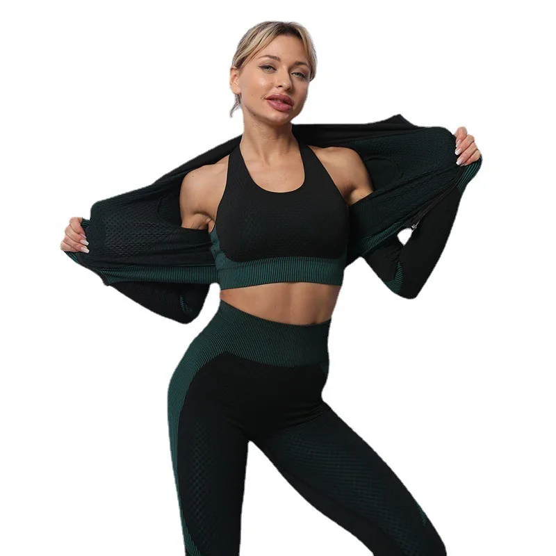 Europe and the United States seamless yoga clothing set female knitted hip lift stretch fitness sports three sets
Europe and the United States seamless yoga clothing set female knitted hip lift stretch fitness sports three sets