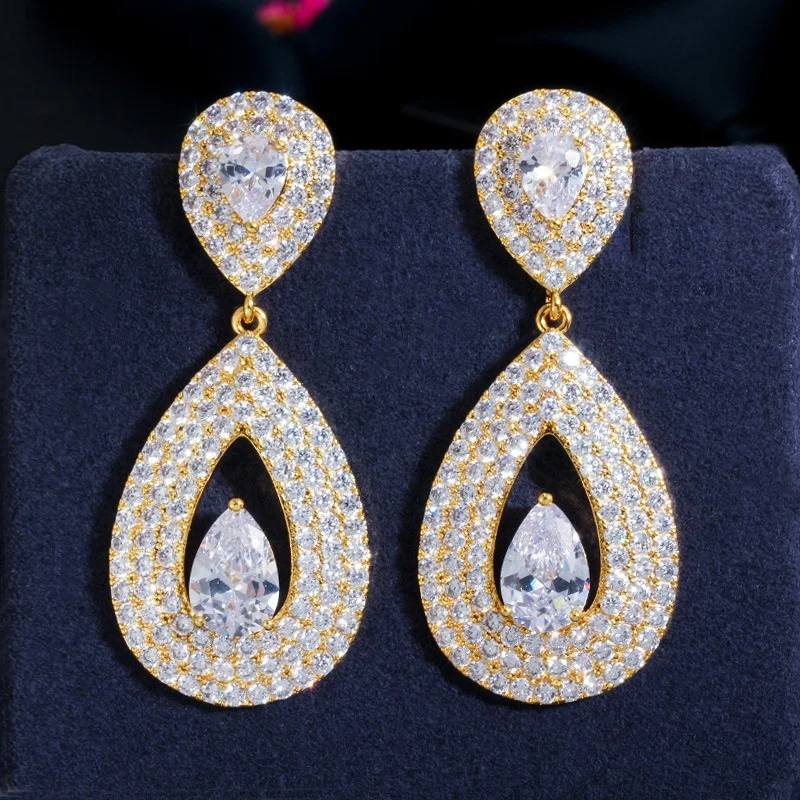 Luxury Super Sparkly Water Drop Long Earring Elegant Wedding Engagement Dramatic Dangle Earrings Wholesale, Picture shows
Luxury Super Sparkly Water Drop Long Earring Elegant Wedding Engagement Dramatic Dangle Earrings Wholesale, Picture shows