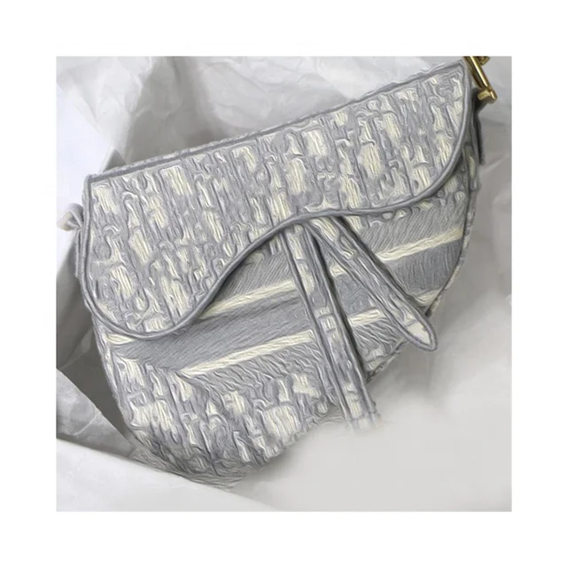 2022 hot style handbag embroidered saddle bag ladies luxury designer leather handbag, As the picture shows
2022 hot style handbag embroidered saddle bag ladies luxury designer leather handbag, As the picture shows