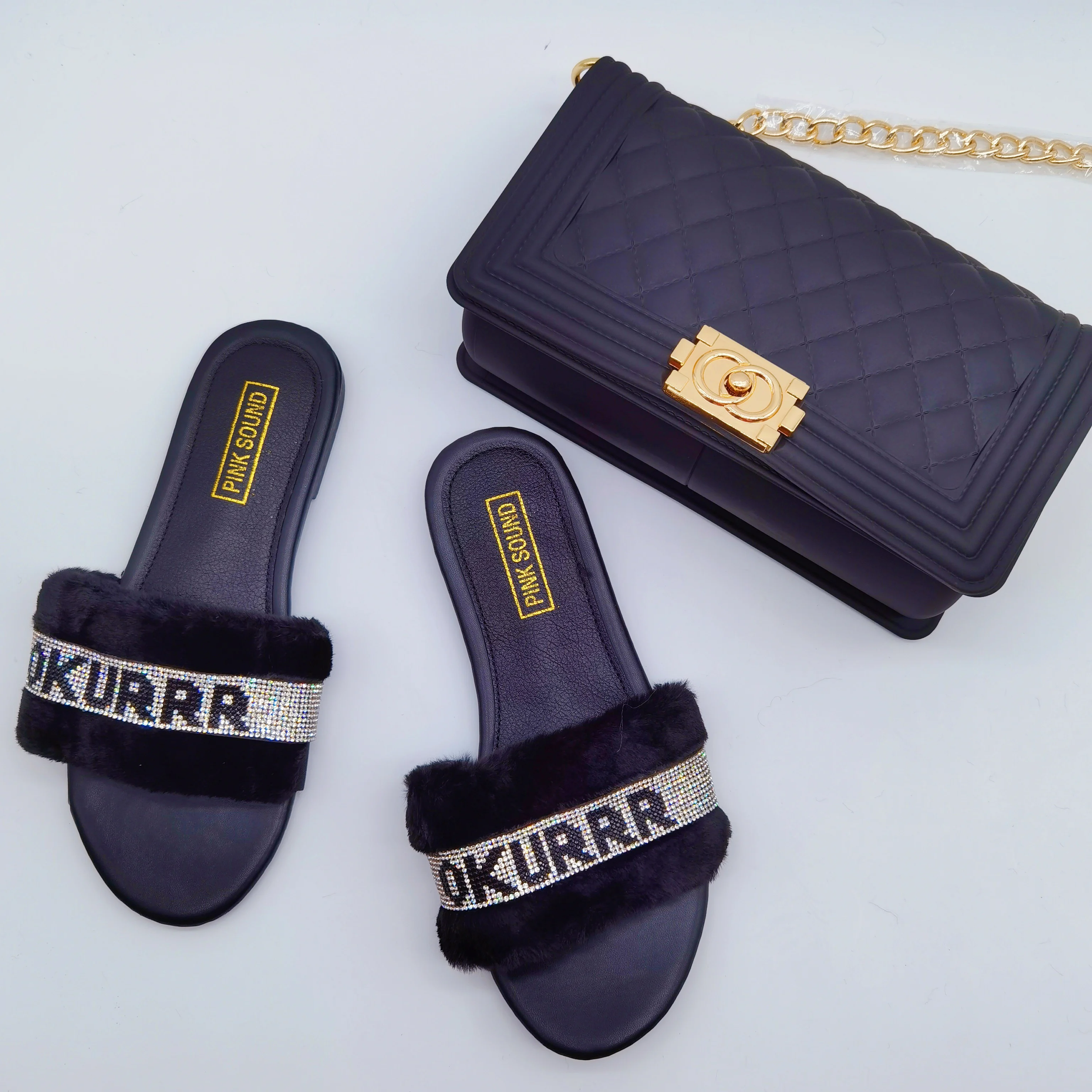 new design big fur slides women flats shoes fur slides with matching bags Bling women pumps
new design big fur slides women flats shoes fur slides with matching bags Bling women pumps