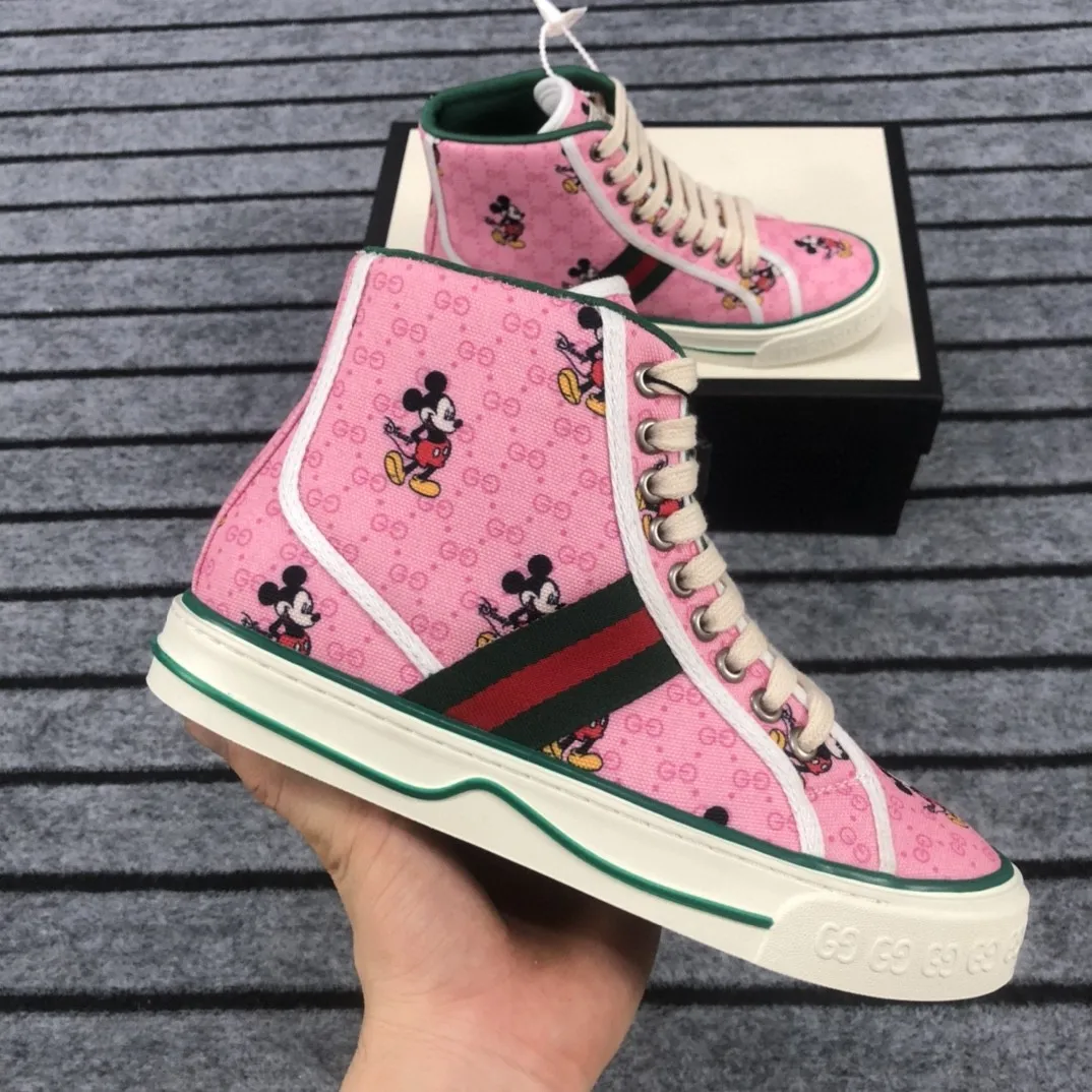 Designer Shoes women famous brands men designer shoes and Waking shoes men flip flops unisex Sneakers, Picture
Designer Shoes women famous brands men designer shoes and Waking shoes men flip flops unisex Sneakers, Picture