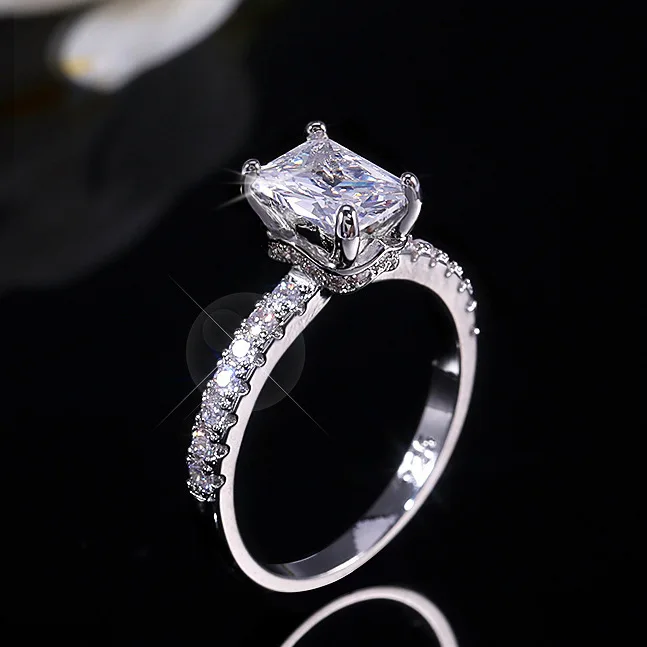 Luxury elegant wholesale price wedding engagement women ring jewelry square cubic zirconia ring, Silver
Luxury elegant wholesale price wedding engagement women ring jewelry square cubic zirconia ring, Silver