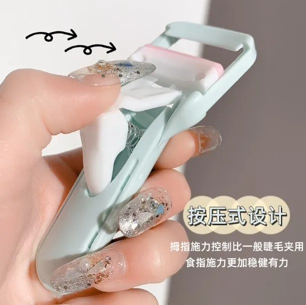 MALIAN sky high mascara fx makeup hot sale mini blue pink high quality new colorful quick heated eyelash curler
MALIAN sky high mascara fx makeup hot sale mini blue pink high quality new colorful quick heated eyelash curler