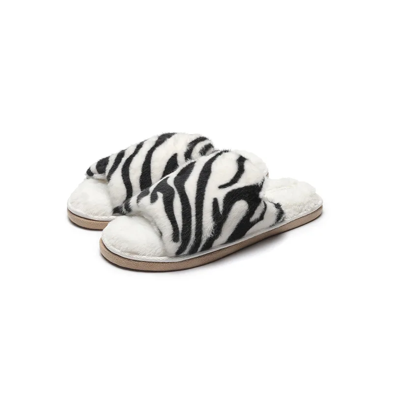 New-Style Winter Slipper and Autumn Simple Simple Zebra Print Flat Bottom Indoor Home No-Slip Cotton Furry slippers, 2 colors
New-Style Winter Slipper and Autumn Simple Simple Zebra Print Flat Bottom Indoor Home No-Slip Cotton Furry slippers, 2 colors