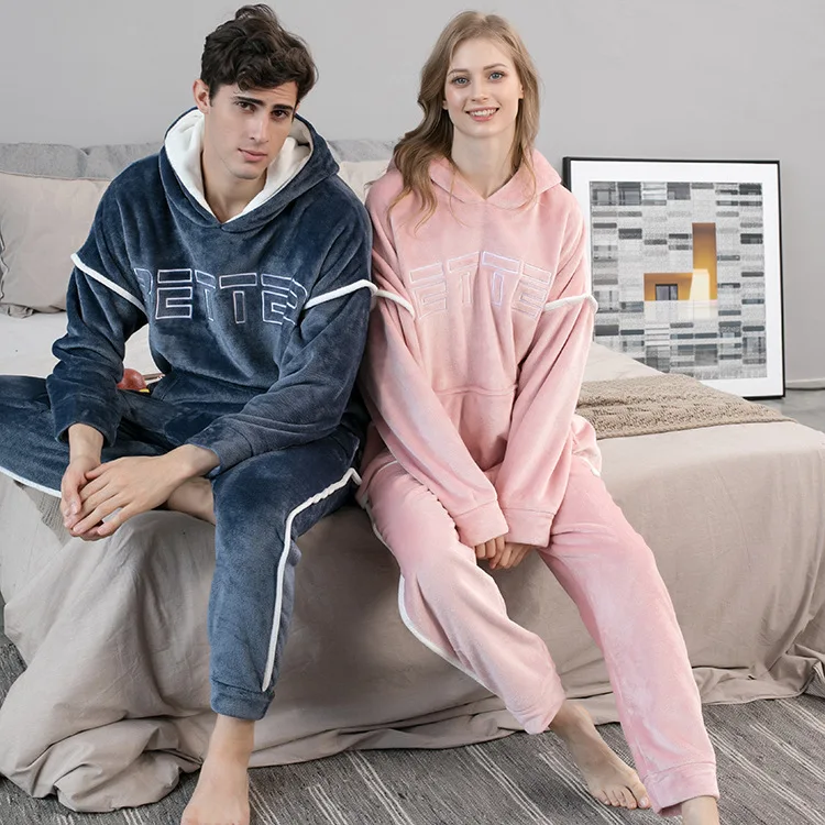 Enssy Flannel loose casual version autumn and winter men and women couples warm and thick long womens nightwear
Enssy Flannel loose casual version autumn and winter men and women couples warm and thick long womens nightwear