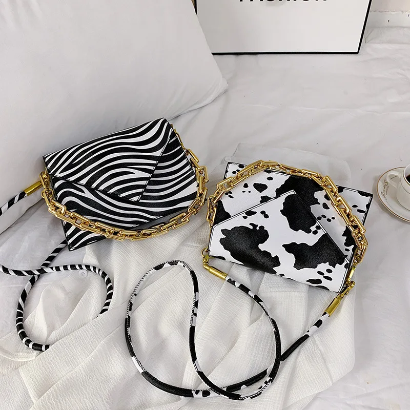 New arrival fashion mini thick chain shoulder crossbody bags pu leather zebra and cow print purse handbags 2020, 2colors
New arrival fashion mini thick chain shoulder crossbody bags pu leather zebra and cow print purse handbags 2020, 2colors