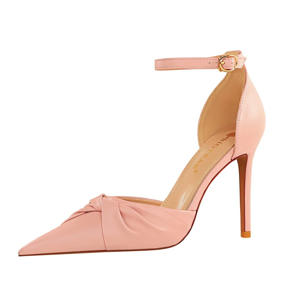 Dropshipping Ladies Fashion High Heels Solid Color Pointed Hollow Ankle Wrap Belt Buckle Women Pumps 2021
Dropshipping Ladies Fashion High Heels Solid Color Pointed Hollow Ankle Wrap Belt Buckle Women Pumps 2021