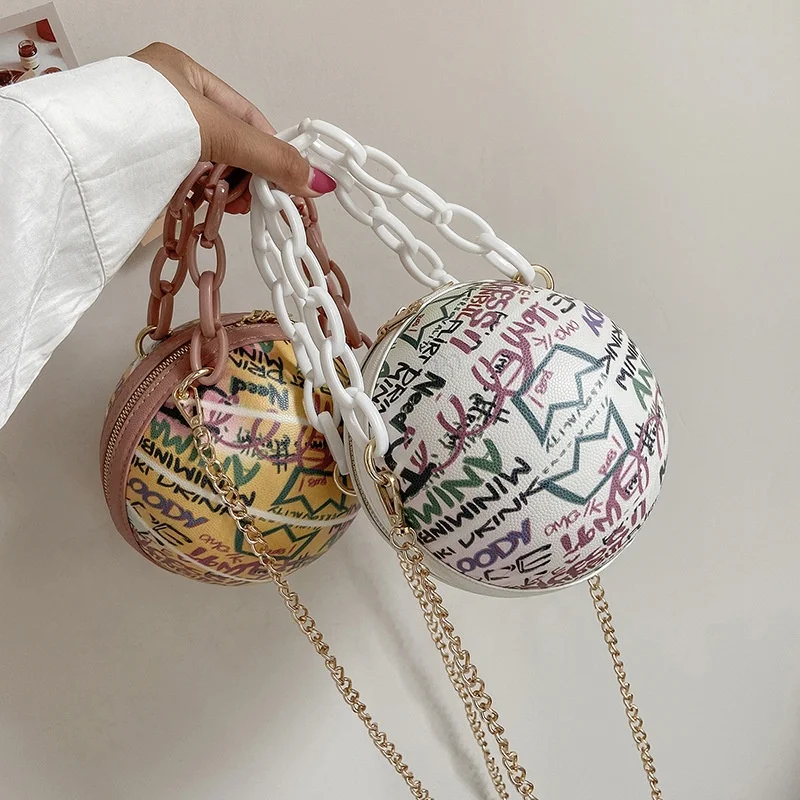 2021 Text Printing PU Leather Ladies Round Crossbody Chain Purse Bags Women Large & Small jelly Basketball Team Bag
2021 Text Printing PU Leather Ladies Round Crossbody Chain Purse Bags Women Large & Small jelly Basketball Team Bag