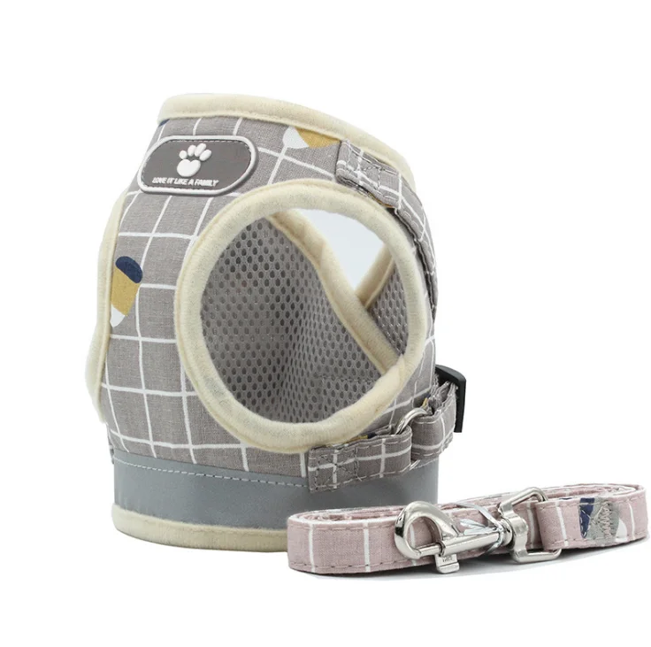 Eco-friendly Standard Size Pet Products Soft Pet Vest Harness Pet Dog Harness Leash Set
Eco-friendly Standard Size Pet Products Soft Pet Vest Harness Pet Dog Harness Leash Set