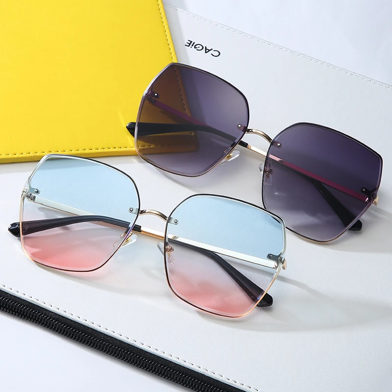 New Korean Style Ocean Glasses Metal Personalised Trendy Polarized Women Men Sunglasses
New Korean Style Ocean Glasses Metal Personalised Trendy Polarized Women Men Sunglasses
