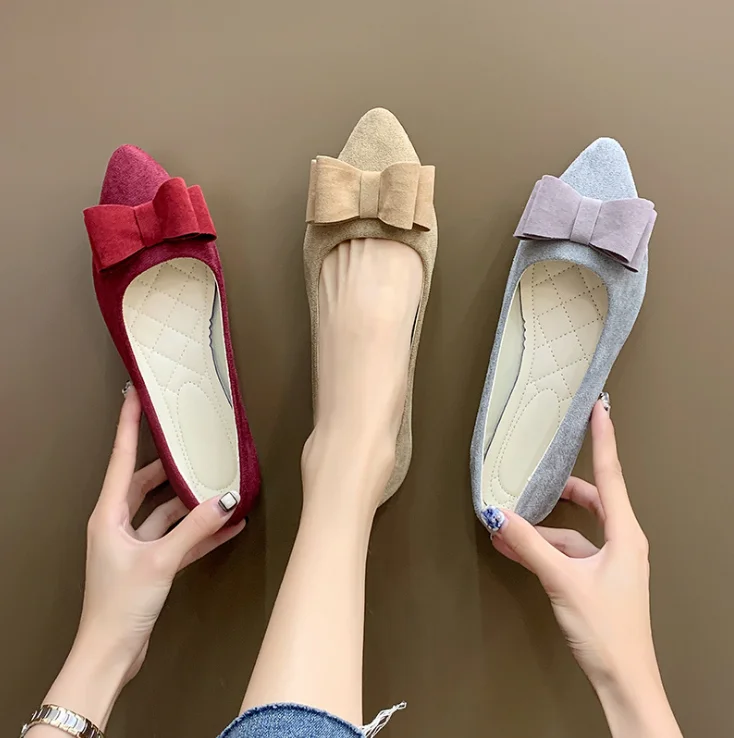 Large size new pointed suede bow ladies flat shoes 202, Red black khaki grey wine red
Large size new pointed suede bow ladies flat shoes 202, Red black khaki grey wine red