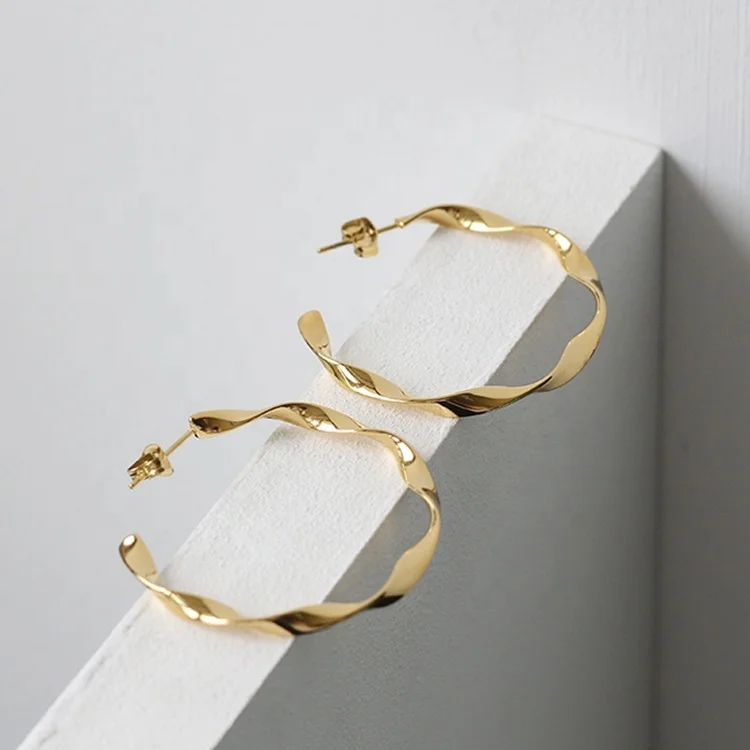 Trending Jewelry Stainless Steel Earring Tarnish Free Jewelry Vintage Big Circle Hoop Earrings Simple Round Loop Earrings, Gold/silver/rose gold
Trending Jewelry Stainless Steel Earring Tarnish Free Jewelry Vintage Big Circle Hoop Earrings Simple Round Loop Earrings, Gold/silver/rose gold