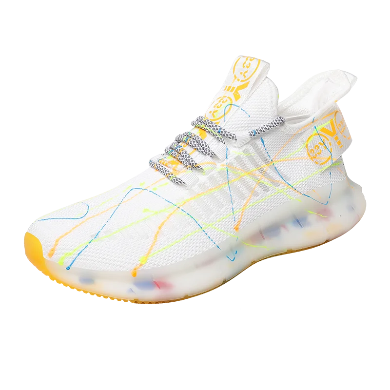 Sports shoes