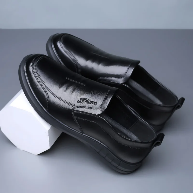 Hot Selling New Black Brown Men Leather Shoes Male Formal shoes, As the picture show
Hot Selling New Black Brown Men Leather Shoes Male Formal shoes, As the picture show