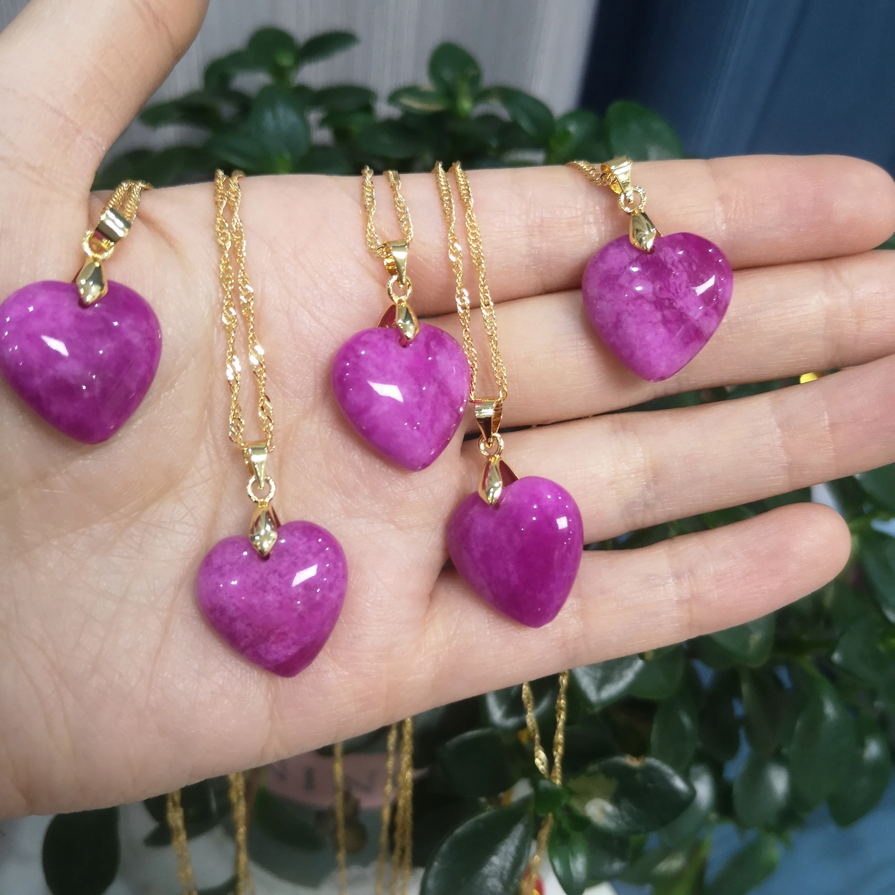 Charm Pink Love Heart Shape Necklace Natural Agate Stone Real Jade Heart Pendant Women Necklaces Jewelry
Charm Pink Love Heart Shape Necklace Natural Agate Stone Real Jade Heart Pendant Women Necklaces Jewelry