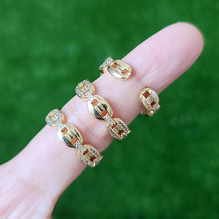RM1161 Popular Chic Gold Plated Diamond Zircon CZ Micro Pave Gold Coffee Bean Lin Chain Adjustable Open Rings
RM1161 Popular Chic Gold Plated Diamond Zircon CZ Micro Pave Gold Coffee Bean Lin Chain Adjustable Open Rings
