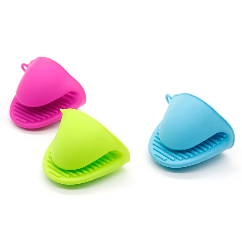 China Supplier Cheap Silicone Anti-scald Gloves Kitchen Tool Anti-scald Clip, Green, blue, rose red
China Supplier Cheap Silicone Anti-scald Gloves Kitchen Tool Anti-scald Clip, Green, blue, rose red