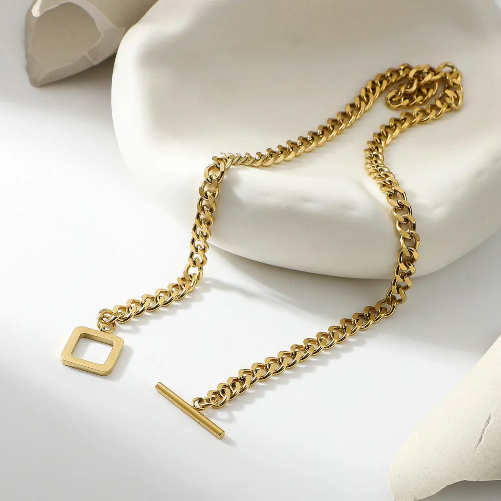 18K PVD Gold Plated Chunky Cuban Chain Necklace Jewelry 2021 Stainless Steel for Women
18K PVD Gold Plated Chunky Cuban Chain Necklace Jewelry 2021 Stainless Steel for Women