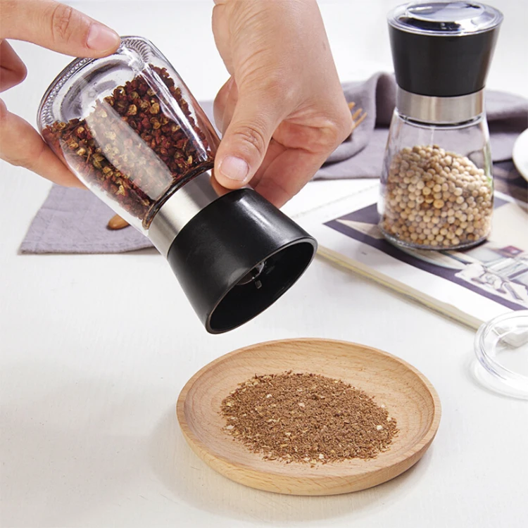 High Quality Plastic Cover Pepper Grinder Kitchen Usage Salt And Pepper Grinder Set With Ceramic Core
High Quality Plastic Cover Pepper Grinder Kitchen Usage Salt And Pepper Grinder Set With Ceramic Core