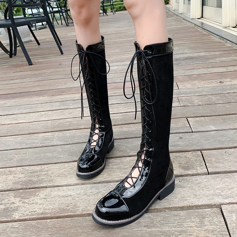 Black White Round Head Splicing Sexy Lace-up Knee High Flat Ladies' Fashion Winter Boot
Black White Round Head Splicing Sexy Lace-up Knee High Flat Ladies' Fashion Winter Boot