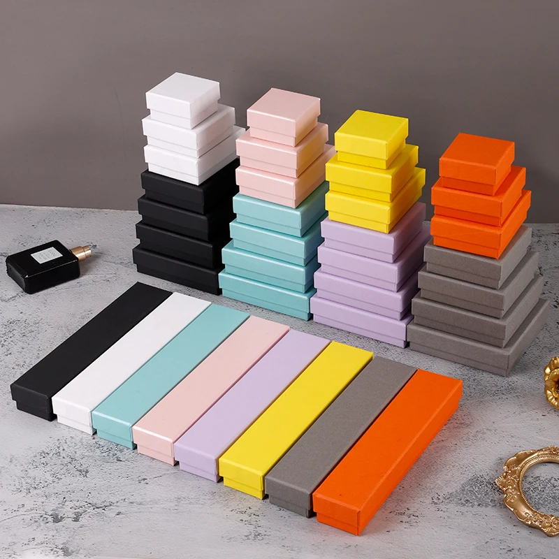 MOQ 100PCS Custom Fine Paper Cardboard lid cover jewelry package box with custom logo
MOQ 100PCS Custom Fine Paper Cardboard lid cover jewelry package box with custom logo