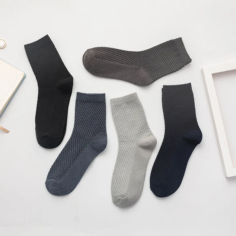 Men's deodorant bamboo fiber knitted casual cotton socks Autumn and winter small squares warm cozy tube socks, Solid color
Men's deodorant bamboo fiber knitted casual cotton socks Autumn and winter small squares warm cozy tube socks, Solid color