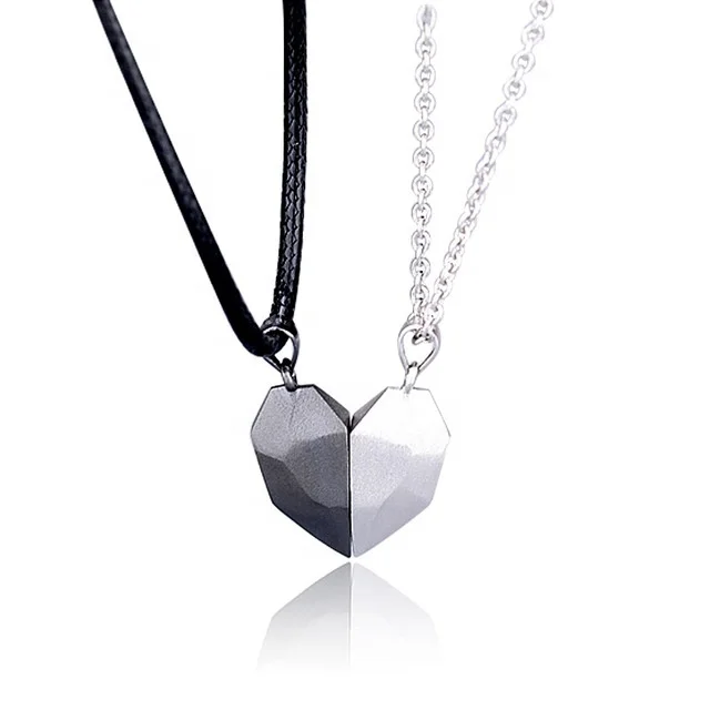 SUNRAIN Matching Necklaces Couples Jewelry Men and Women Magnetic Love Heart Pendant Necklace Couples Romantic Jewelry, As the picture show
SUNRAIN Matching Necklaces Couples Jewelry Men and Women Magnetic Love Heart Pendant Necklace Couples Romantic Jewelry, As the picture show