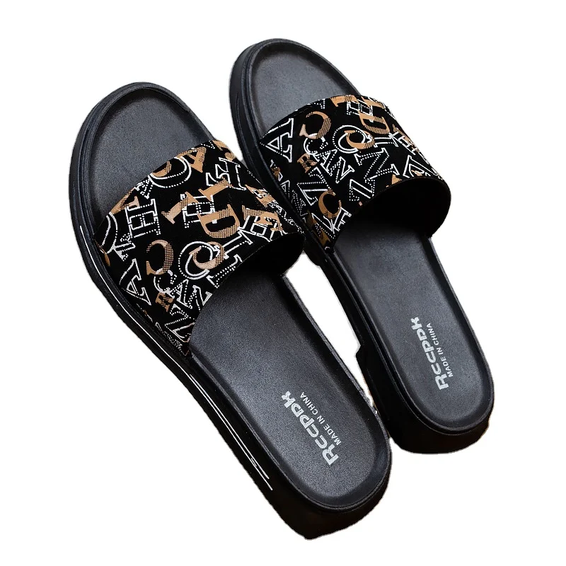 2021 Summer new ins tide slippers men's leisure slipper Korean outdoor wear flip-flops beach men's sandals, Customized color
2021 Summer new ins tide slippers men's leisure slipper Korean outdoor wear flip-flops beach men's sandals, Customized color