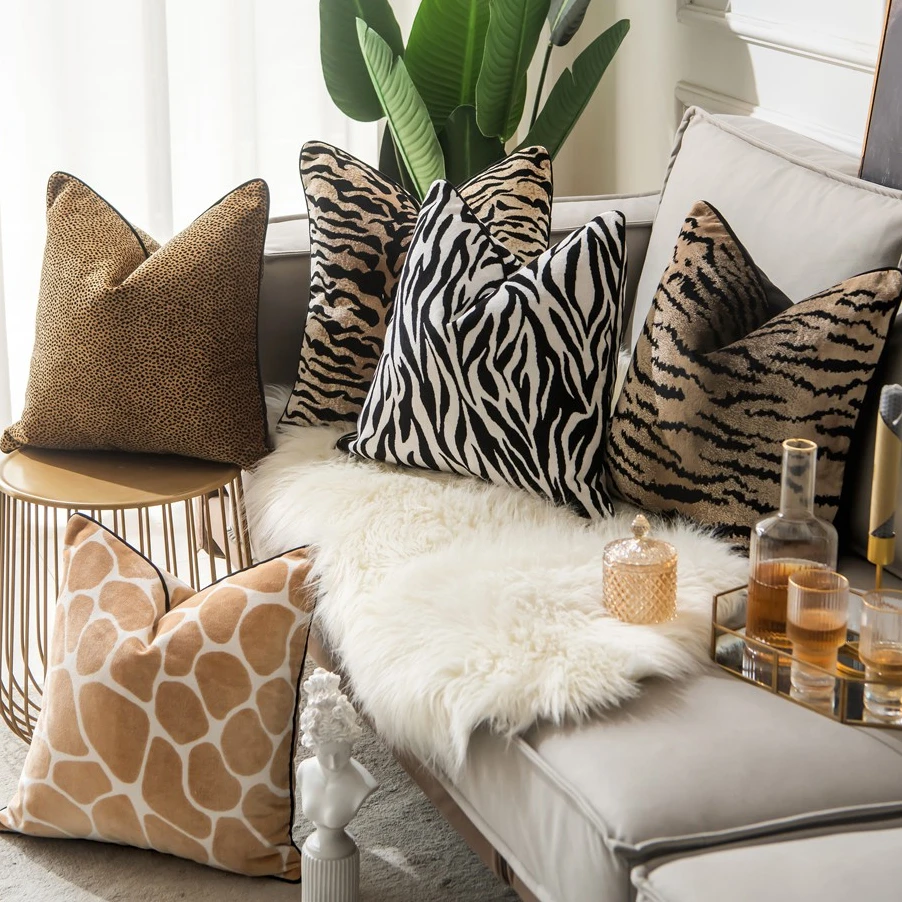 Modern Cushion cover luxury modern Velvet Decorative Cushion Cover Home Sofa Car Bed Living Room Decor Pillowcase zebra cushions
Modern Cushion cover luxury modern Velvet Decorative Cushion Cover Home Sofa Car Bed Living Room Decor Pillowcase zebra cushions