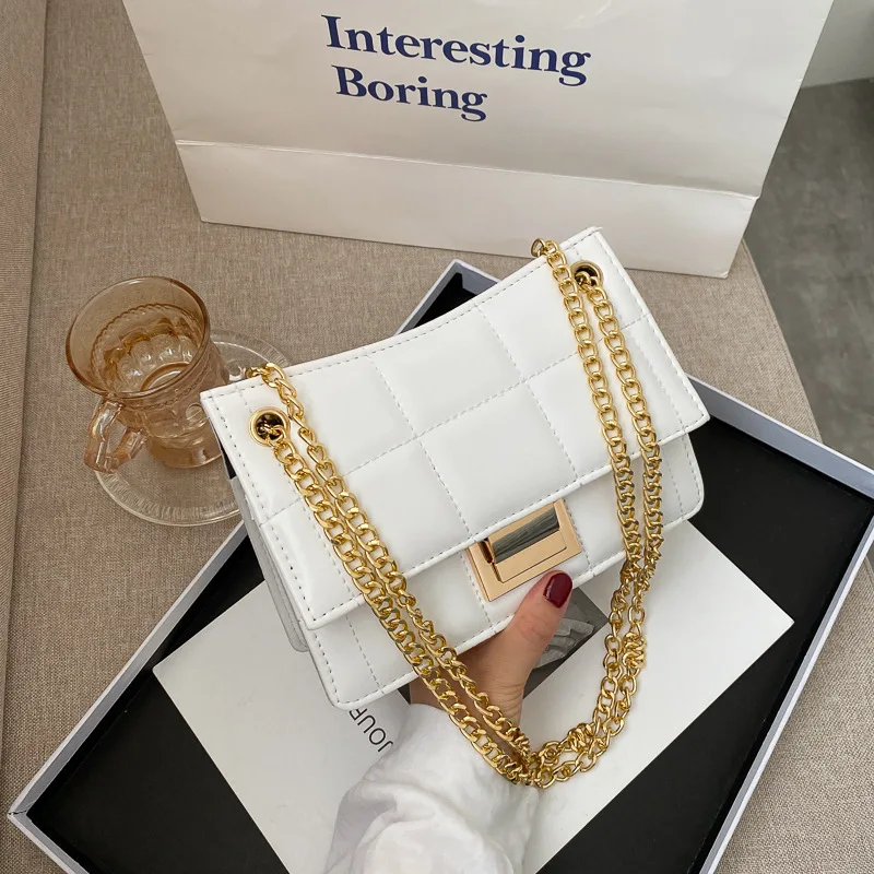 New Style Lock Chain Shoulder Messenger bags Elegant Female Small Square Bag leather bags women handbags ladies
New Style Lock Chain Shoulder Messenger bags Elegant Female Small Square Bag leather bags women handbags ladies