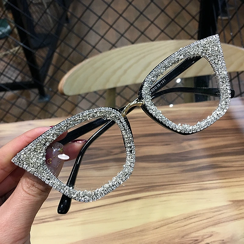 Custom Diamond Vintage Cat Eye Glasses Retro Female Rhinestone Sunglasses Gafas De Sol Gafas Eyeglasses For women, 7 colors
Custom Diamond Vintage Cat Eye Glasses Retro Female Rhinestone Sunglasses Gafas De Sol Gafas Eyeglasses For women, 7 colors
