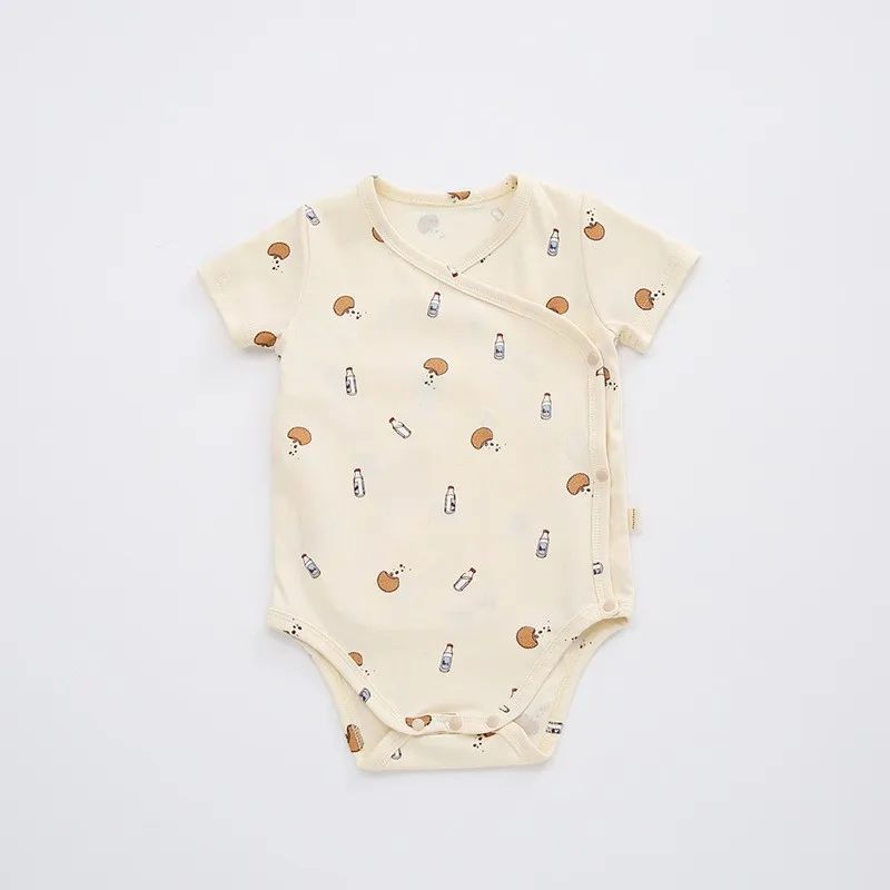Super Soft Knitted Cotton Natural Baby Pajamas Jumpsuit Baby Summer Onesie, Baby boys and girls romper clothing, Blue floral
Super Soft Knitted Cotton Natural Baby Pajamas Jumpsuit Baby Summer Onesie, Baby boys and girls romper clothing, Blue floral