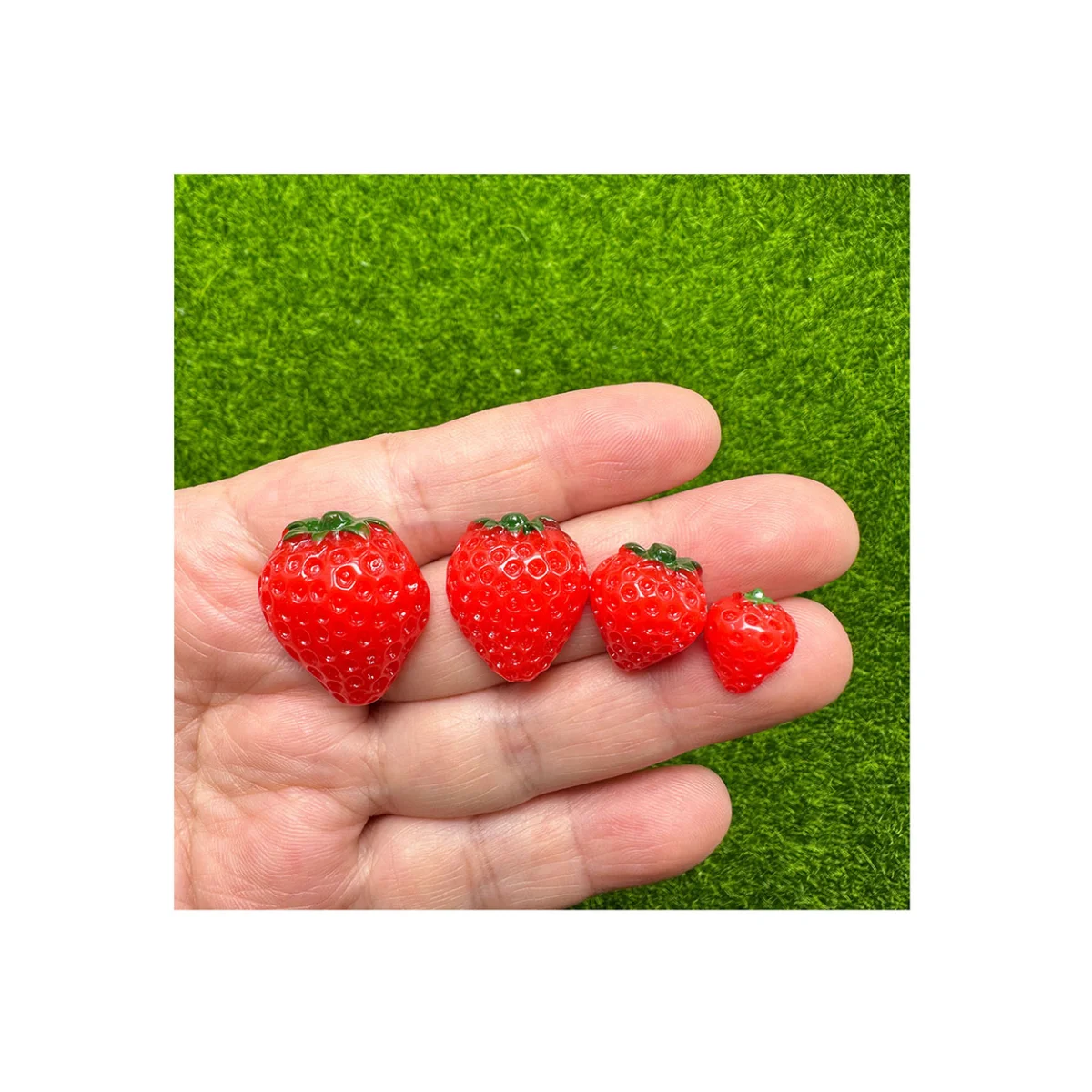

Resin Strawberry Fruit Flat back Cabochon Miniature Food Art Supply Decoration Charm Craft
