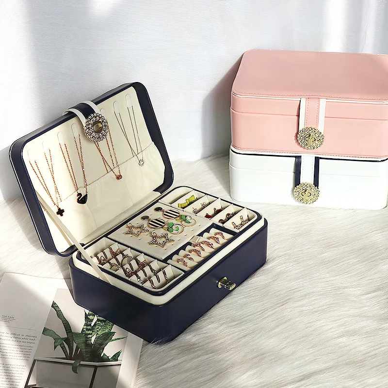 Luxury Custom Logo Pu Leather Gift Watch Jewellery Organizer Case Large Capacity Travel Handle Jewelry Storage Box
Luxury Custom Logo Pu Leather Gift Watch Jewellery Organizer Case Large Capacity Travel Handle Jewelry Storage Box