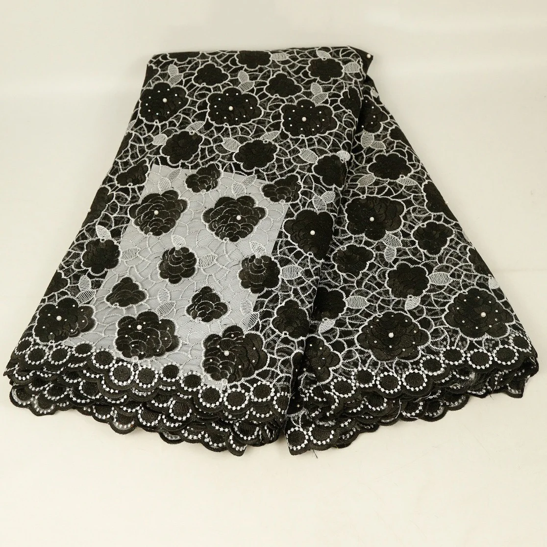 African dresses pearls floral embroidered black lace fabric, Accept customized color
African dresses pearls floral embroidered black lace fabric, Accept customized color