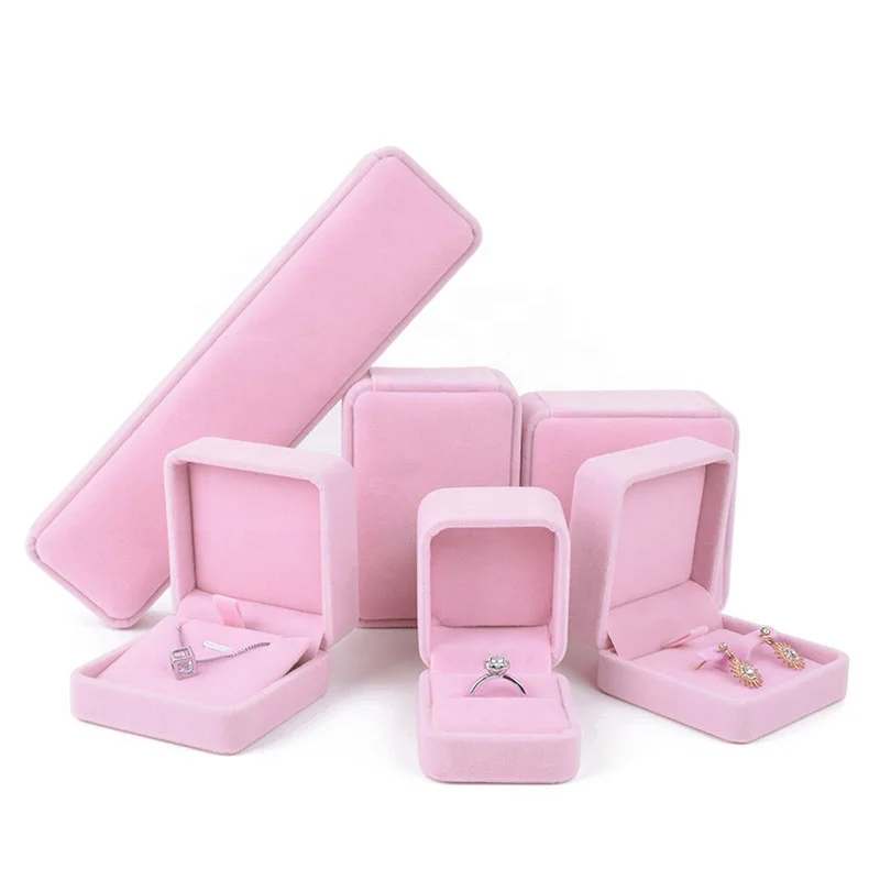 wholesale luxury flannelette engagement ring necklace earrings bracelet gift packaging box custom pink velvet jewelry box, Pink customized
wholesale luxury flannelette engagement ring necklace earrings bracelet gift packaging box custom pink velvet jewelry box, Pink customized