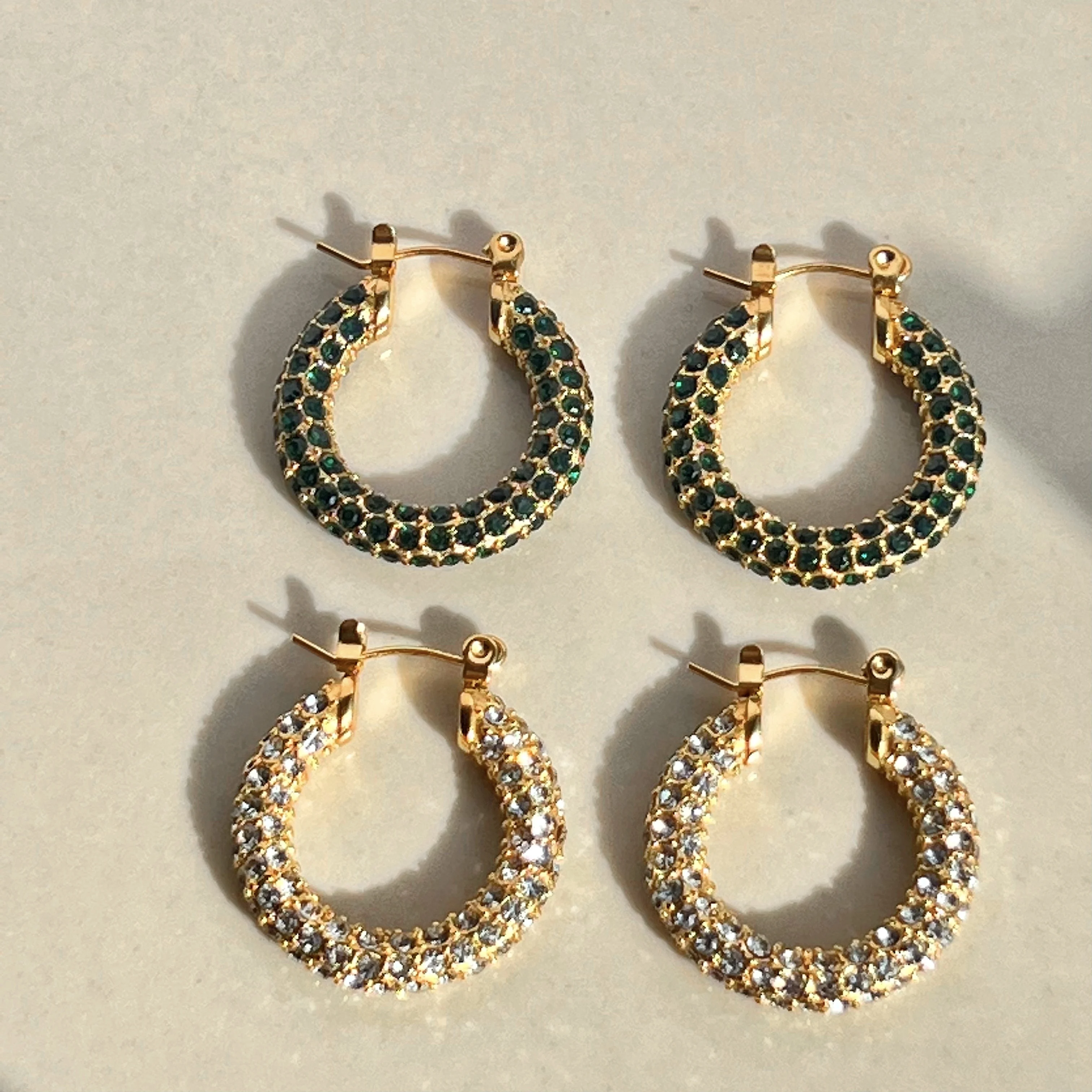 2024 Dazan New 18k PVD Gold Plated 2.3CM Hypoallergenic Stainless Steel Ins Style Green Cubic Zirconia Earrings For Women
2024 Dazan New 18k PVD Gold Plated 2.3CM Hypoallergenic Stainless Steel Ins Style Green Cubic Zirconia Earrings For Women