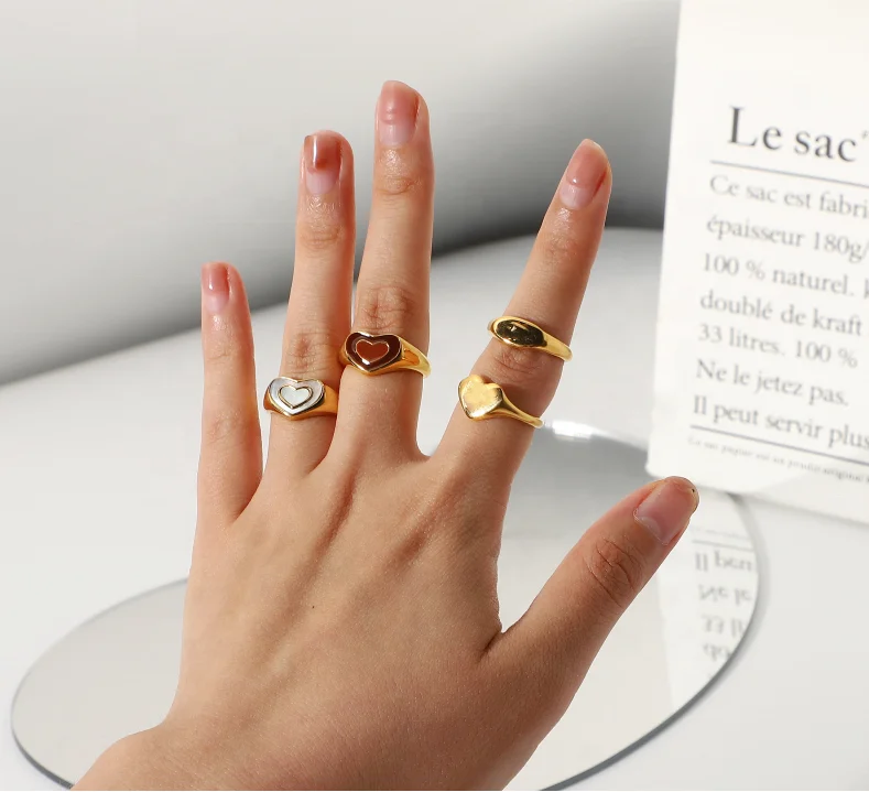 2021 INS Hot Fashion Style 18K Gold Plated Stainless Steel Jewelry Rings Curse Rings For Men And Women
2021 INS Hot Fashion Style 18K Gold Plated Stainless Steel Jewelry Rings Curse Rings For Men And Women