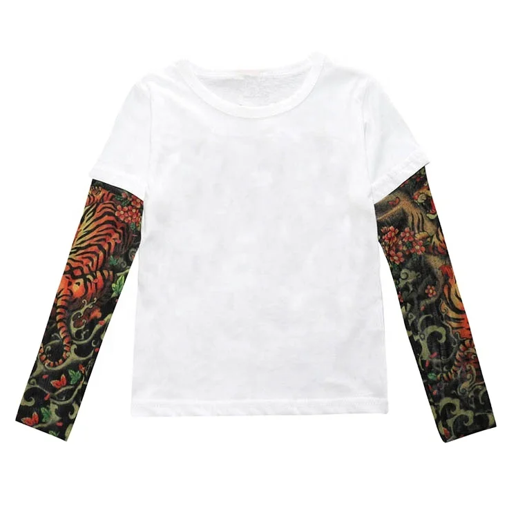 Spring and autumn new boys' T-shirts European and American children's long-sleeved stitching hip-hop style tattoo sleeves
Spring and autumn new boys' T-shirts European and American children's long-sleeved stitching hip-hop style tattoo sleeves