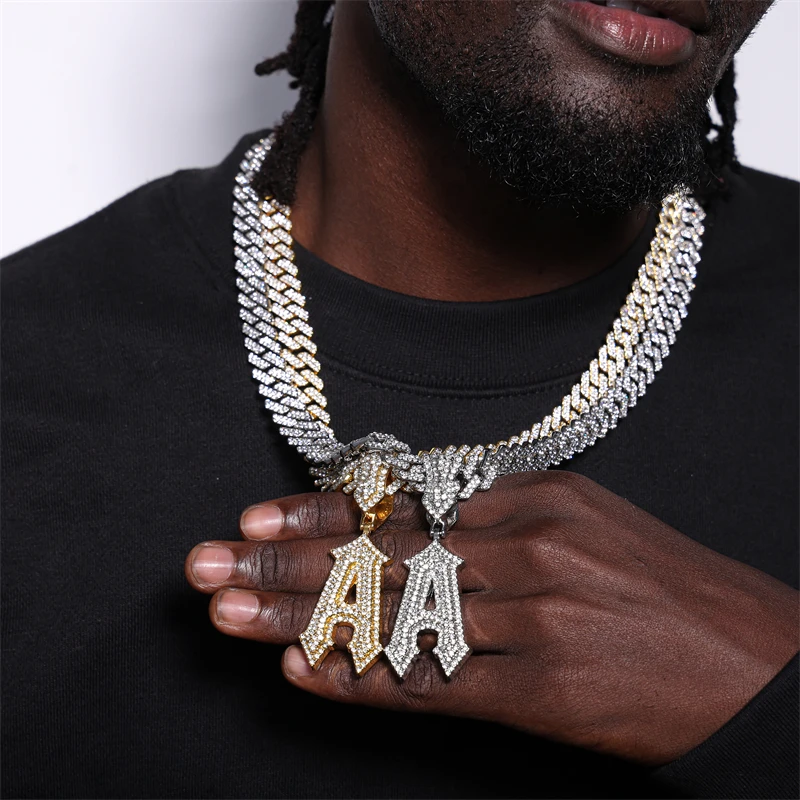 New European and American hip-hop necklace with letter pendant personalized with diamonds Cuban chain for men and women
New European and American hip-hop necklace with letter pendant personalized with diamonds Cuban chain for men and women