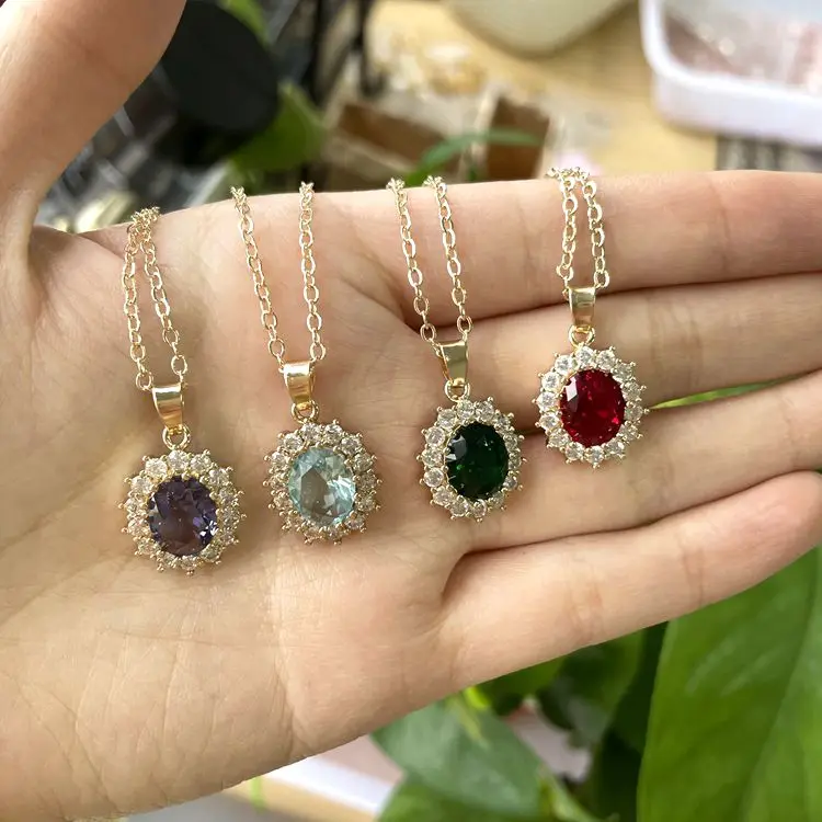Popular Emerald Diamond Necklace Retro Fashion Luxury Mid-length Pendant Female Gifts Jewelry
Popular Emerald Diamond Necklace Retro Fashion Luxury Mid-length Pendant Female Gifts Jewelry