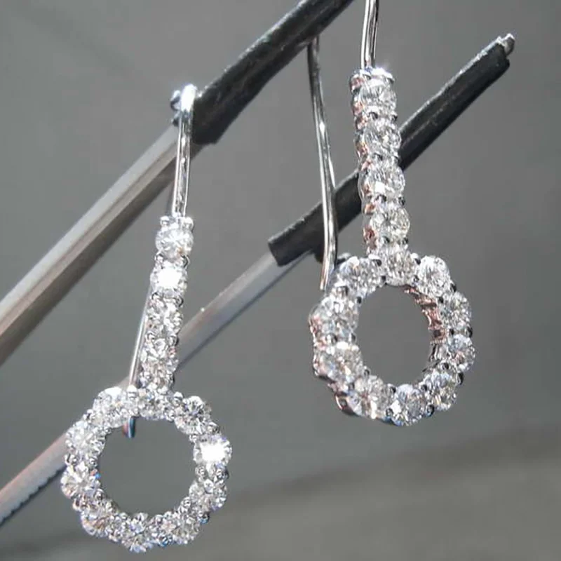New Fashion Women Dangle Crystal Earrings White Zircon Round Wedding Engagement Drop Earrings Trendy Jewelry
New Fashion Women Dangle Crystal Earrings White Zircon Round Wedding Engagement Drop Earrings Trendy Jewelry