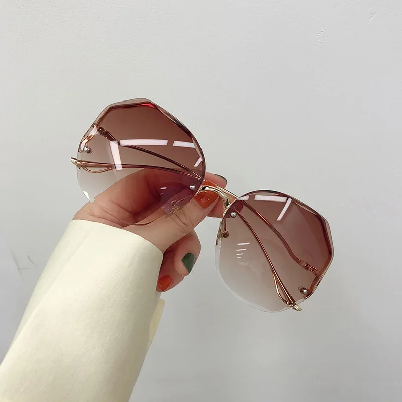 Trendy Fashion womens river optical lentes de sol shades round sunglasses 2021 sun glasses, As the picture show
Trendy Fashion womens river optical lentes de sol shades round sunglasses 2021 sun glasses, As the picture show