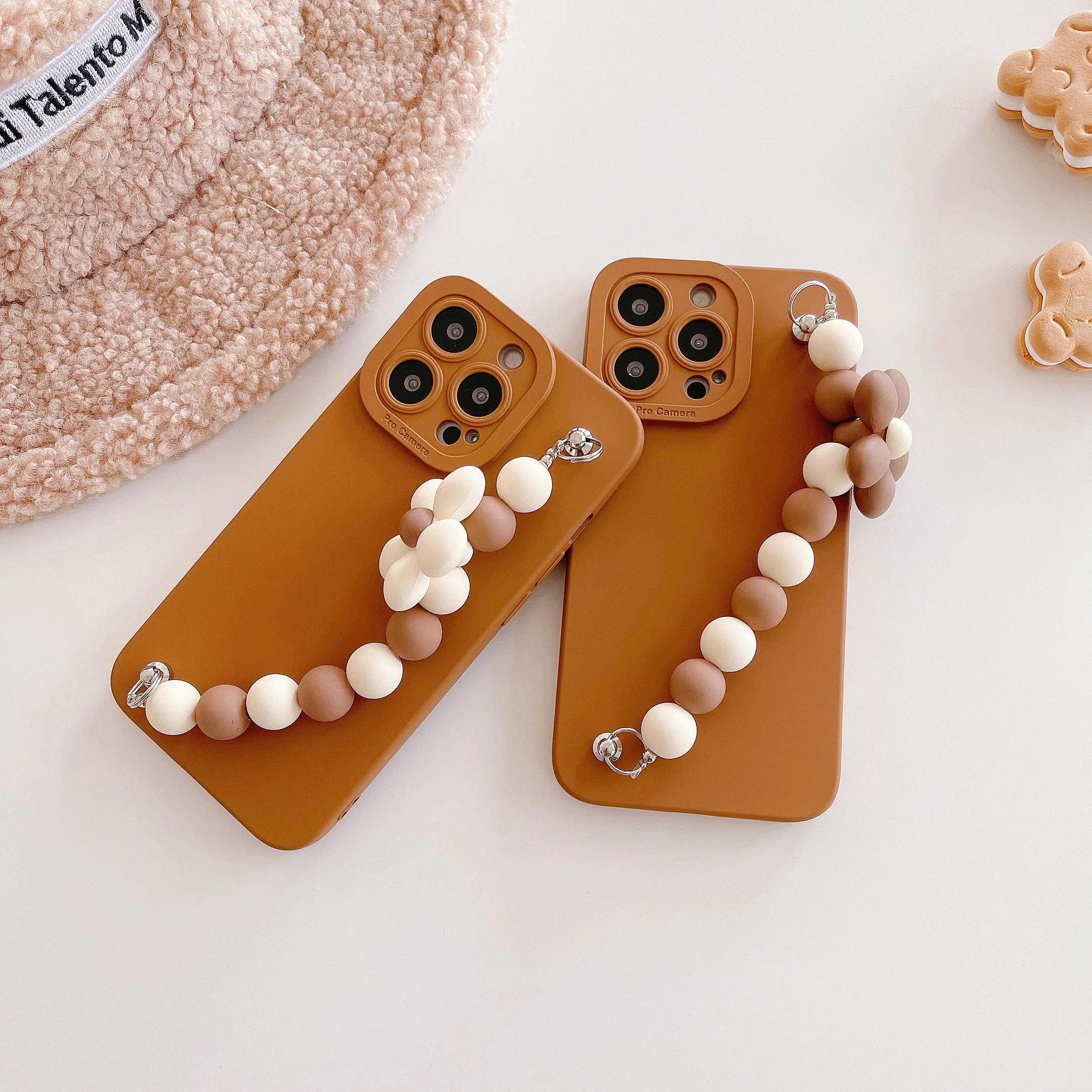 Luxury Bracelet Cover for iphone 13 13 Pro Max 12 Pro Max MiNi XR X XS 7 8 plus Shockproof Phone Case with Chain
Luxury Bracelet Cover for iphone 13 13 Pro Max 12 Pro Max MiNi XR X XS 7 8 plus Shockproof Phone Case with Chain