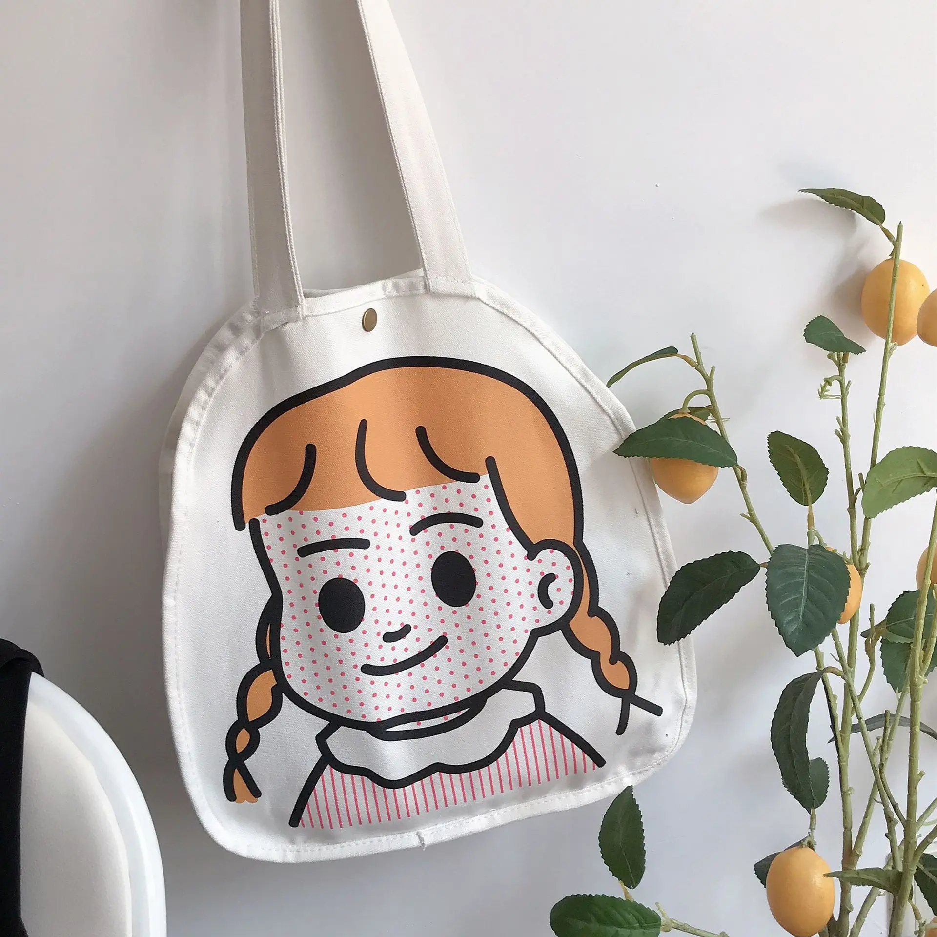 Custom Korean style Large Capacity Canvas Single Shoulder Bag Cartoon Carrying Shopping handbag Wholesale
Custom Korean style Large Capacity Canvas Single Shoulder Bag Cartoon Carrying Shopping handbag Wholesale